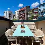 Weingart Suites Hotel